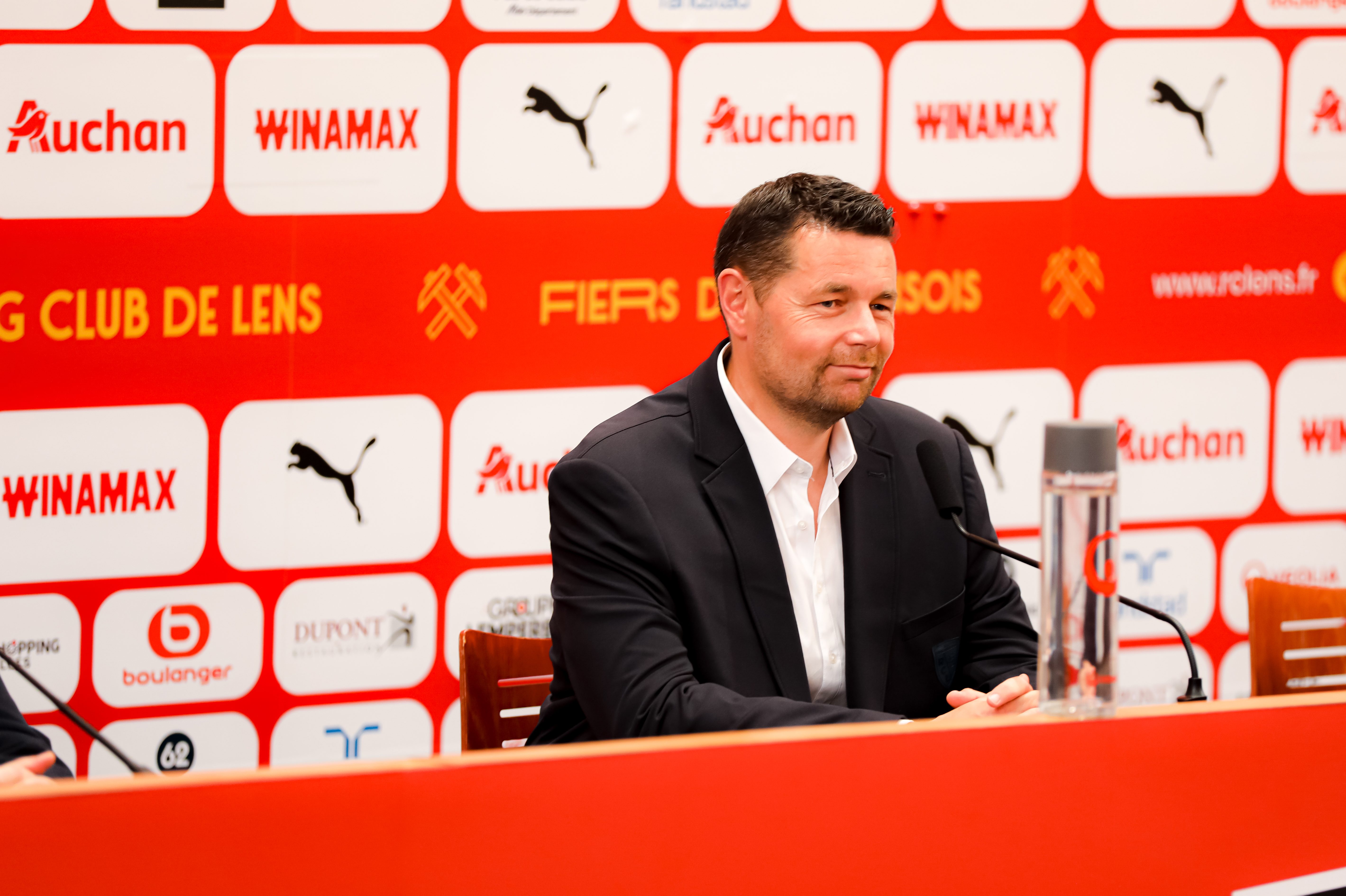 Suivez Jour de Conf’ vers 12 h15 sur RCLensFoot.com en Direct vidéo