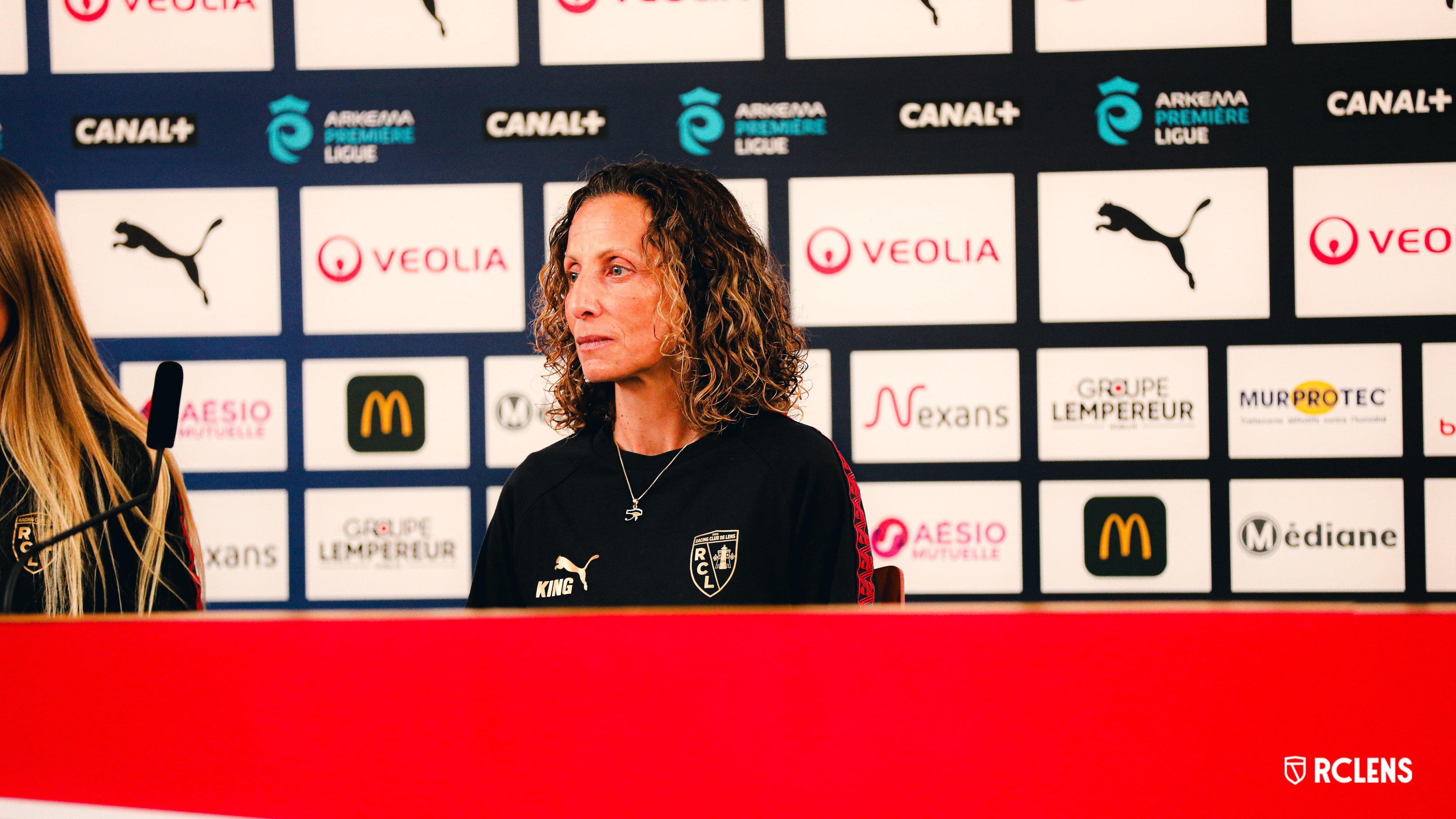Point Presse avant  RC Lens Féminin – OM Fémines