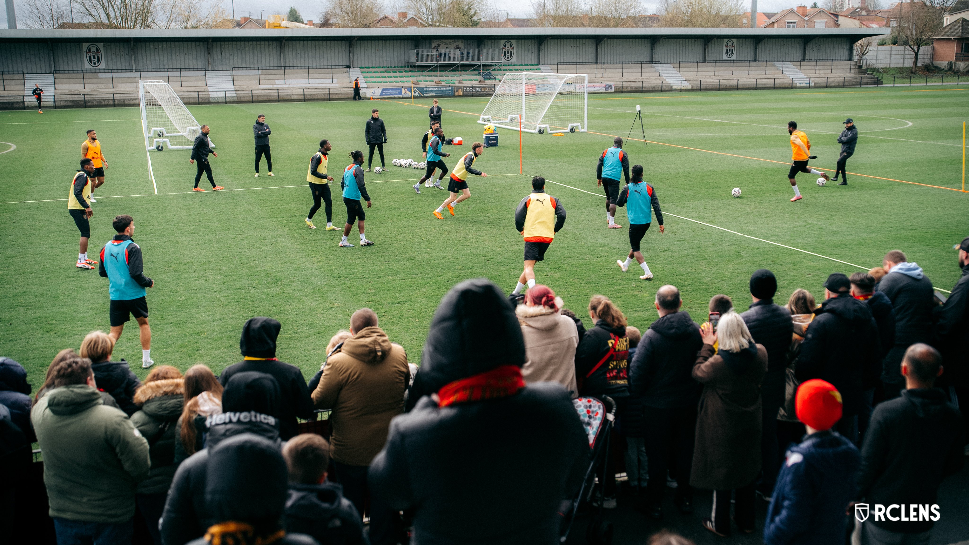La séance dans leur (Au)𝑐ℎ𝑎𝑛 de vision