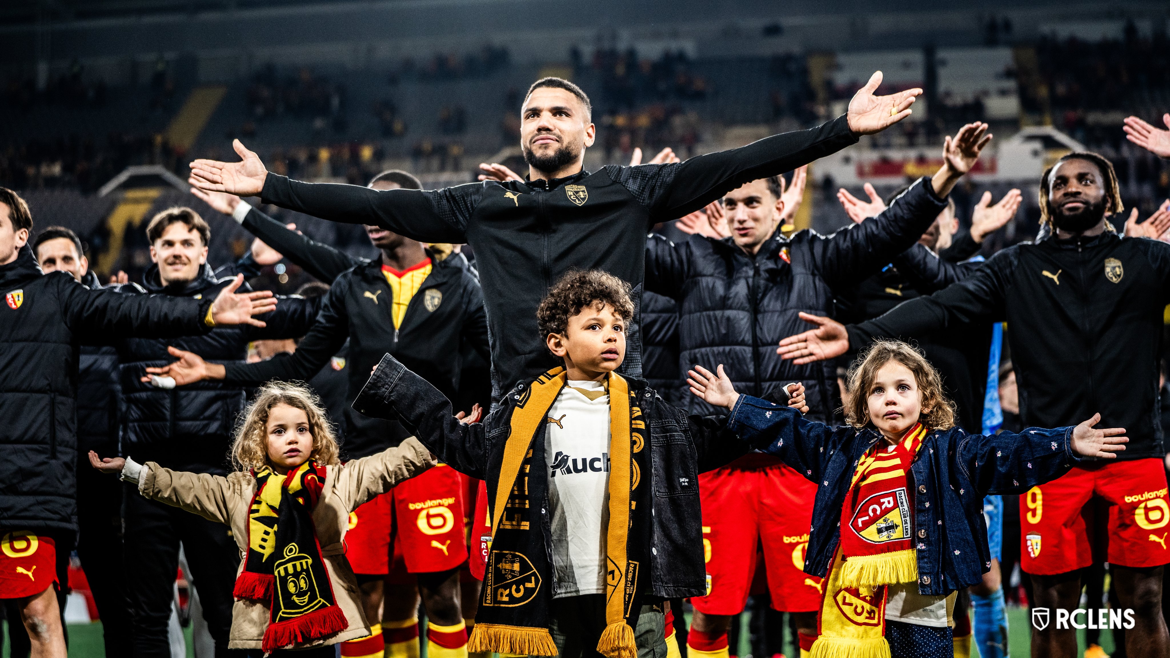 Images : 𝐵𝑢𝑡𝑒𝑢𝑟 et à l’ℎ𝑜𝑛𝑛𝑒𝑢𝑟