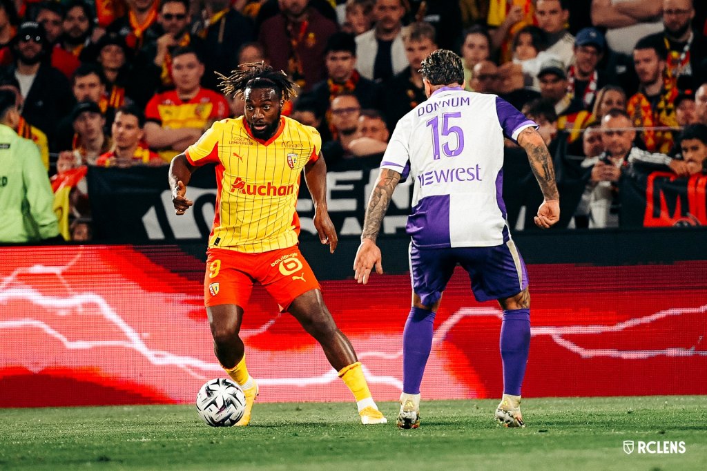 Libre en fin de saison, Allan Saint-Maximin s’exprime sur son avenir