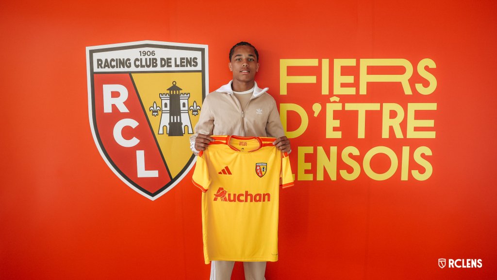 Nathanaël Gane-Bernardino sur le long terme avec le Racing