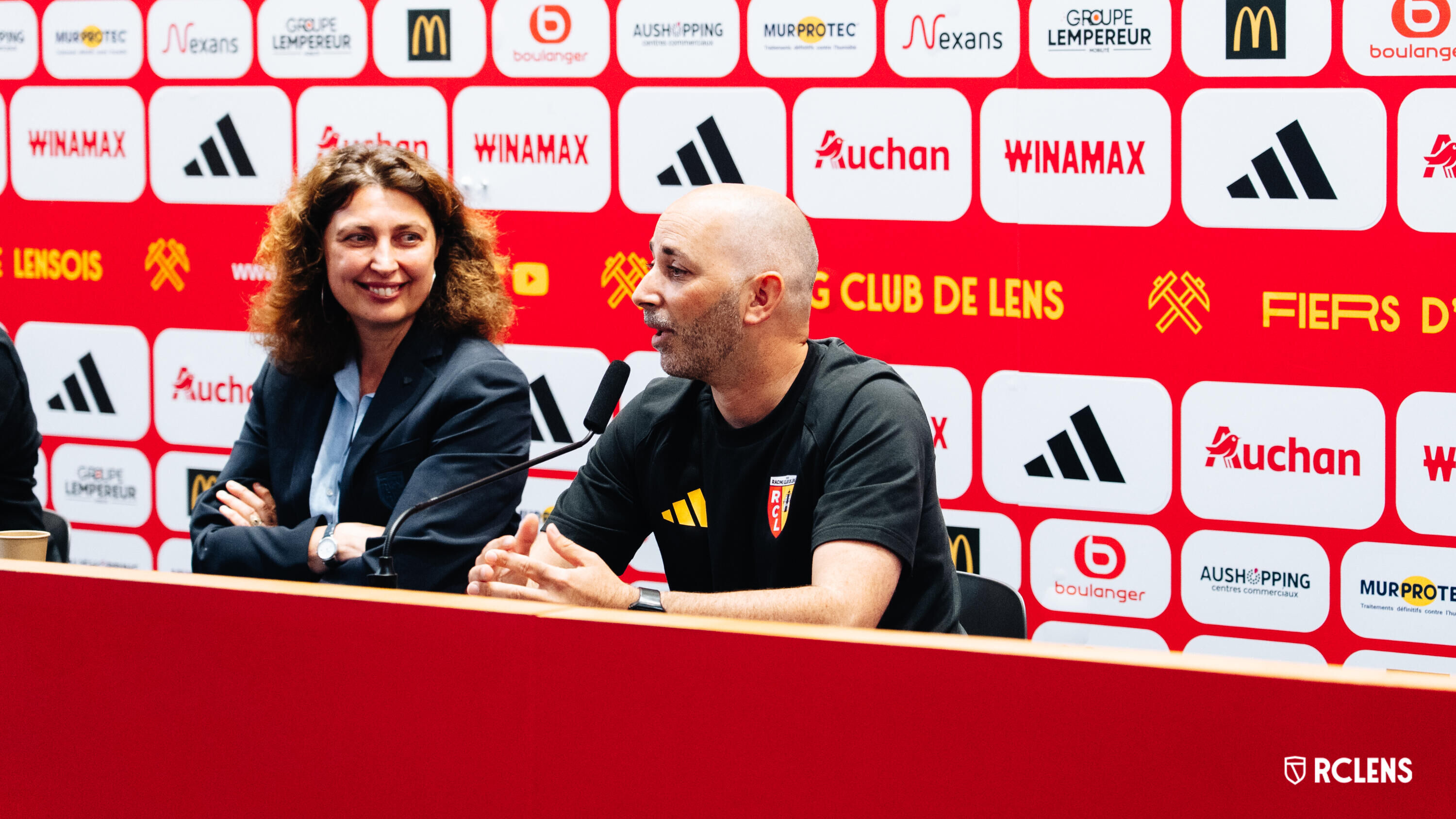 Le coach Loïc Fiévet et Laureen Oillic abordent RC Lens Féminin – Toulouse FC Féminines